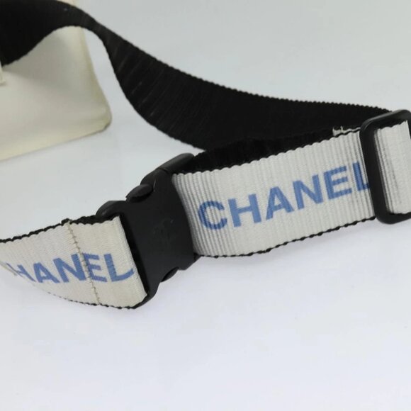 CHANEL Waist Bag Nylon White CC Auth bs25229 - Picture 7 of 16